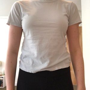 Brandy Melville t-shirt